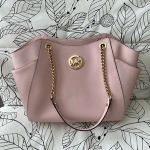 Michael Kors Chain Shoulder Bag